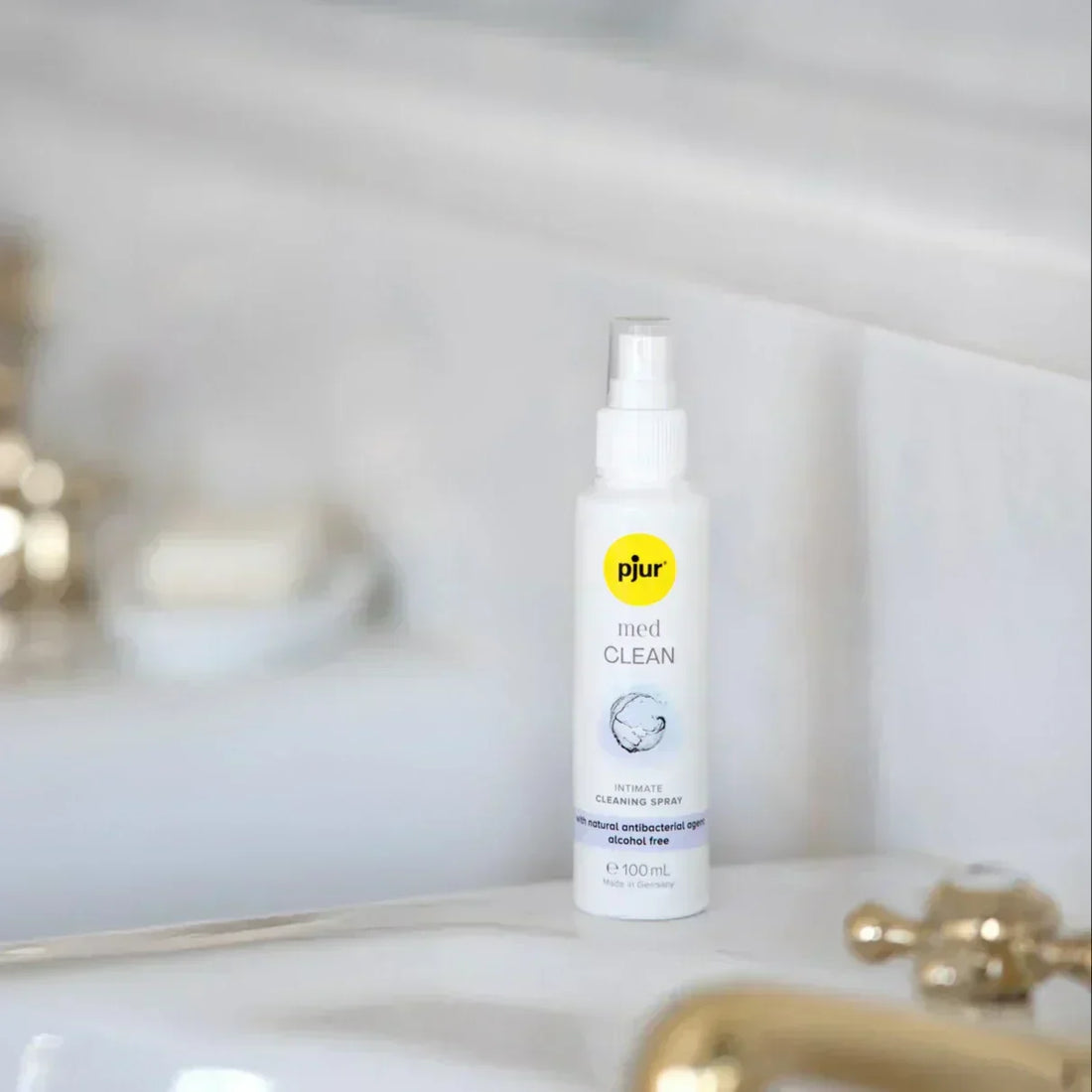 Sådan bruger man Pjur Med Clean spray korrekt