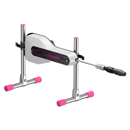 Lovense Mini Sex Machine med monteret tilbehør og komplet stativ