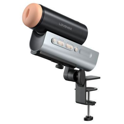 Lovense Solace Pro masturbator monteret på justerbar holder. Innovativt sexlegetøj til mænd med realistisk sleeve, app-styring og håndfri nydelse, skabt til intens stimulering og fleksibel brug.