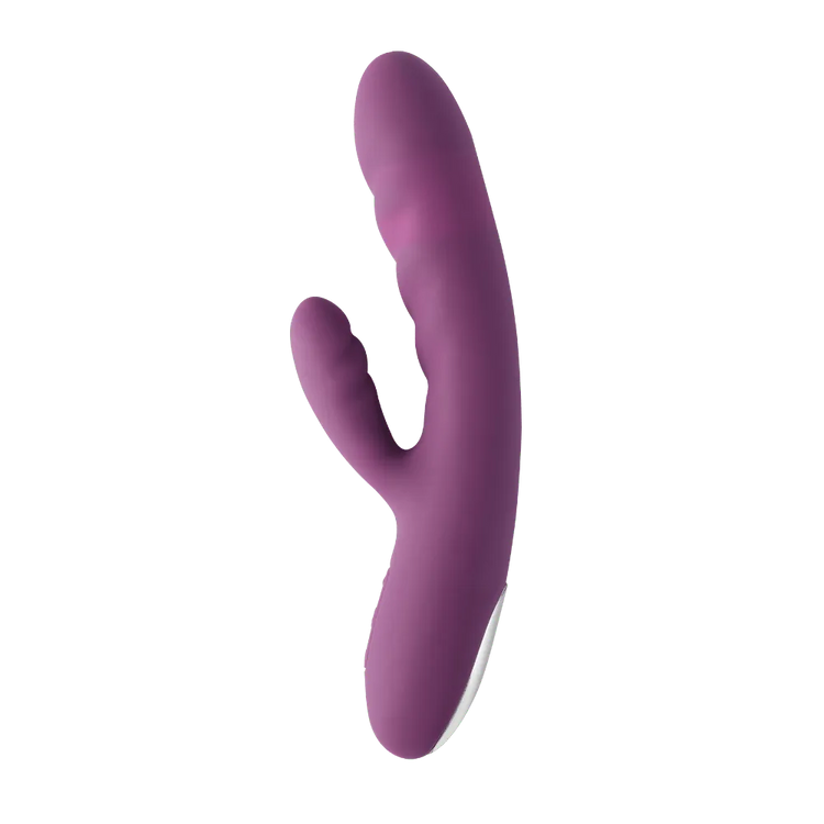 Svakom Avery lilla rabbit-vibrator i opretstående vinkel med buet skaft og struktur for intens g-punkt og klitorisstimulation.